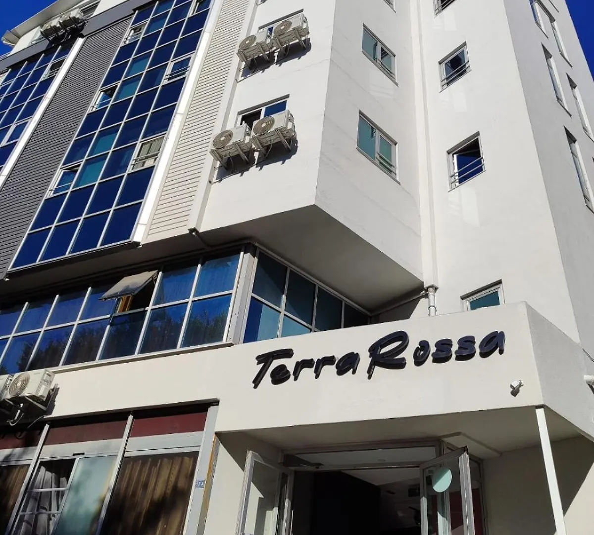 Terra Rossa contacts
